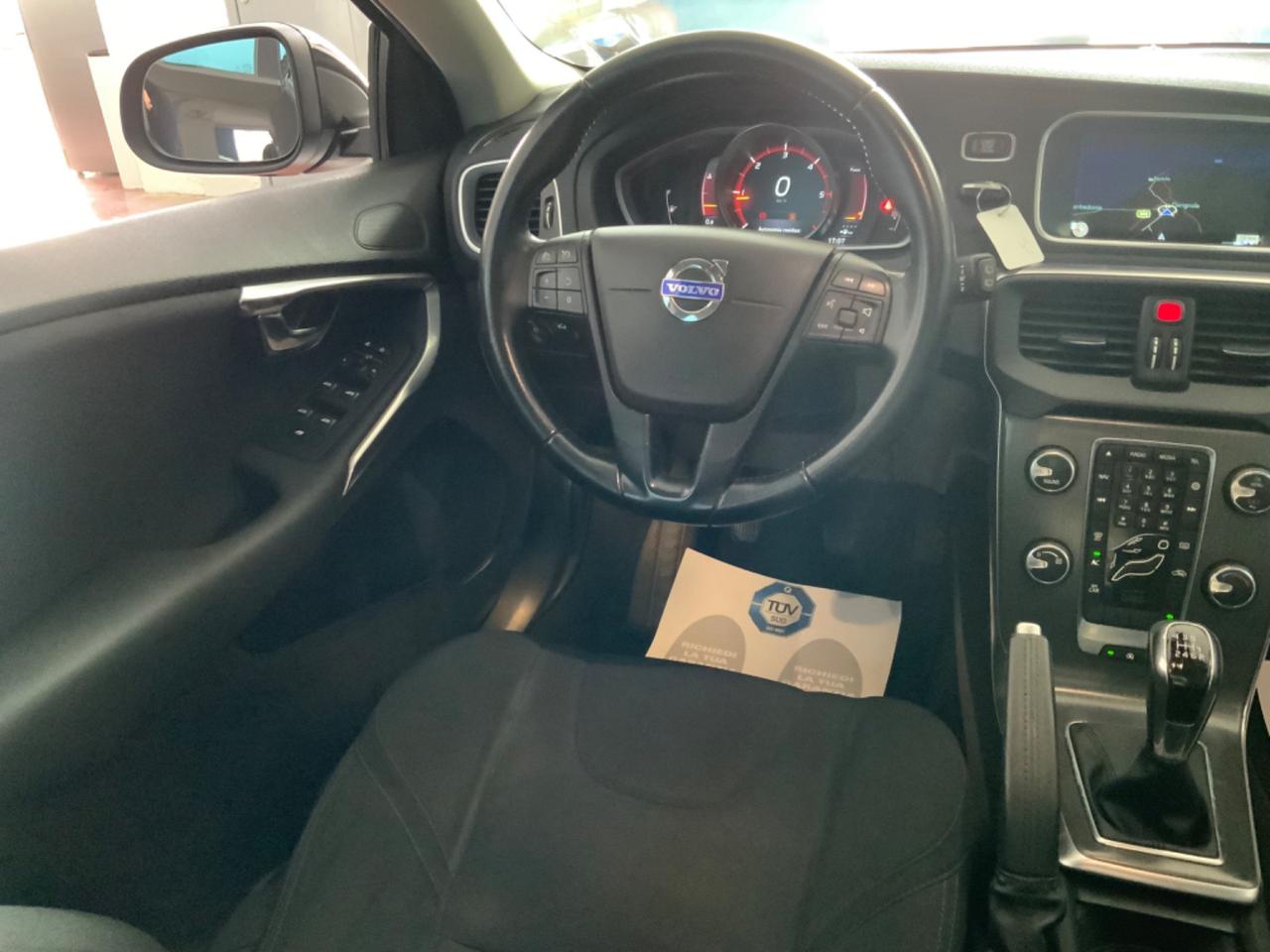 Volvo V40 D3 Momentum