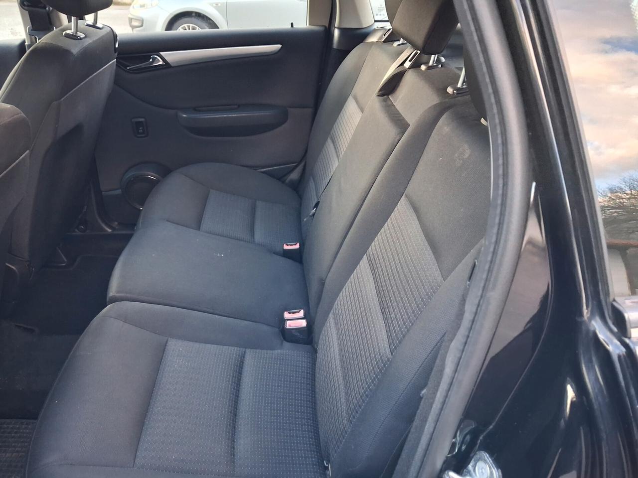 Mercedes-benz B 200 CDI BlueEFFICIENCY Premium