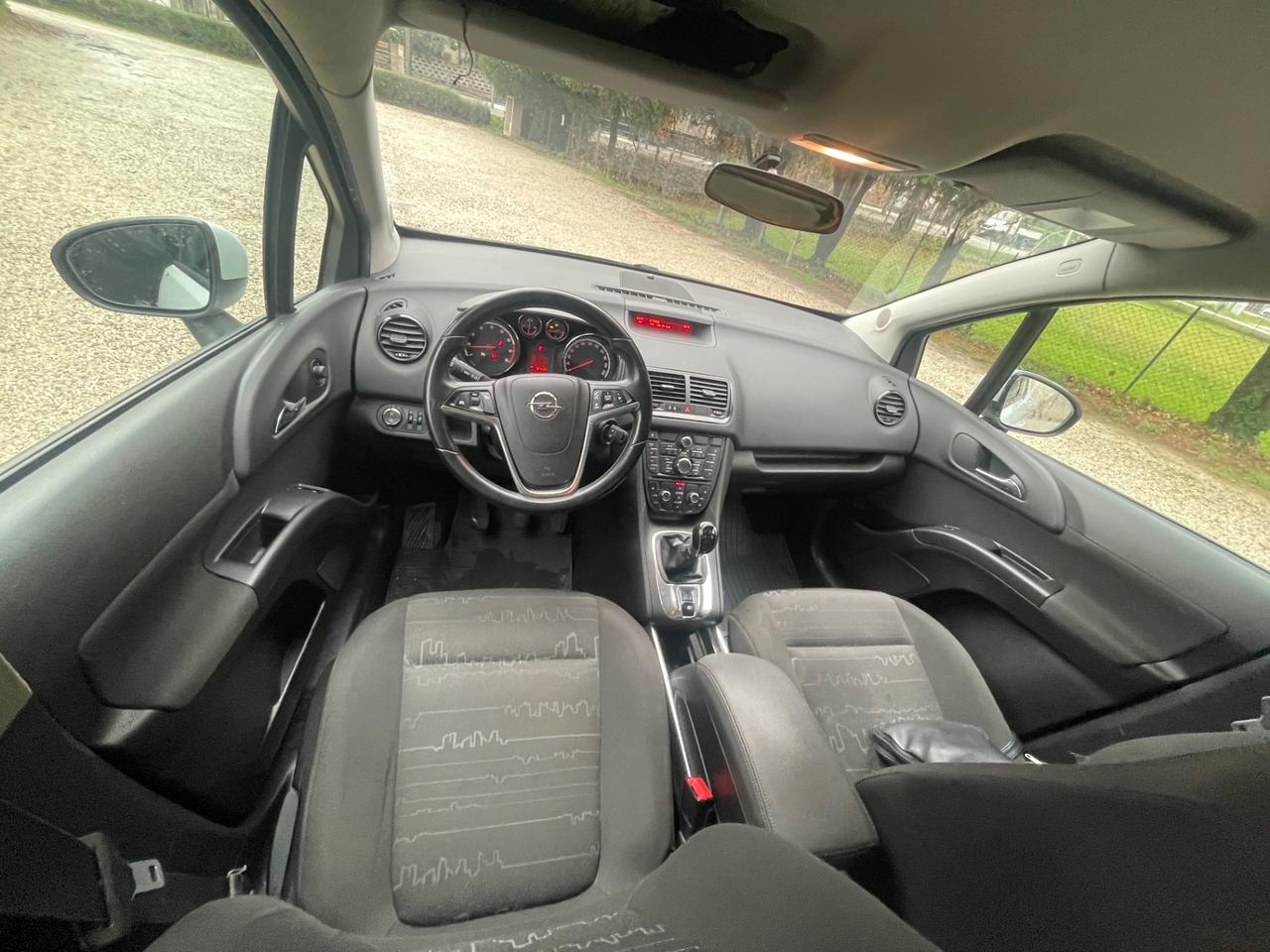 Opel Meriva 1.4 benzina anno 2011 km 115 mila
