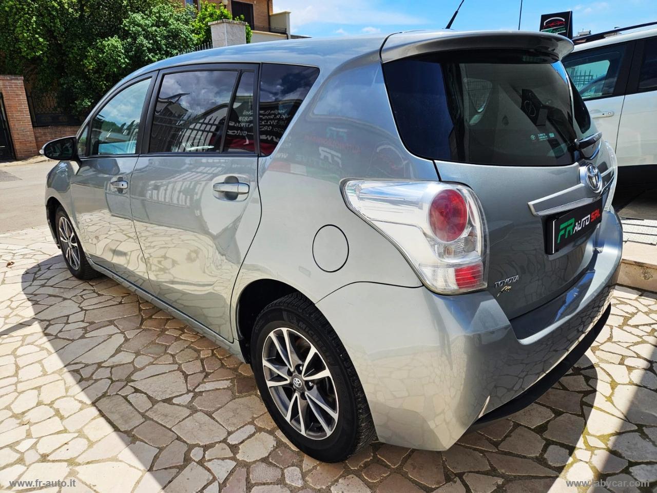 TOYOTA Verso 2.0 D Active 7 posti