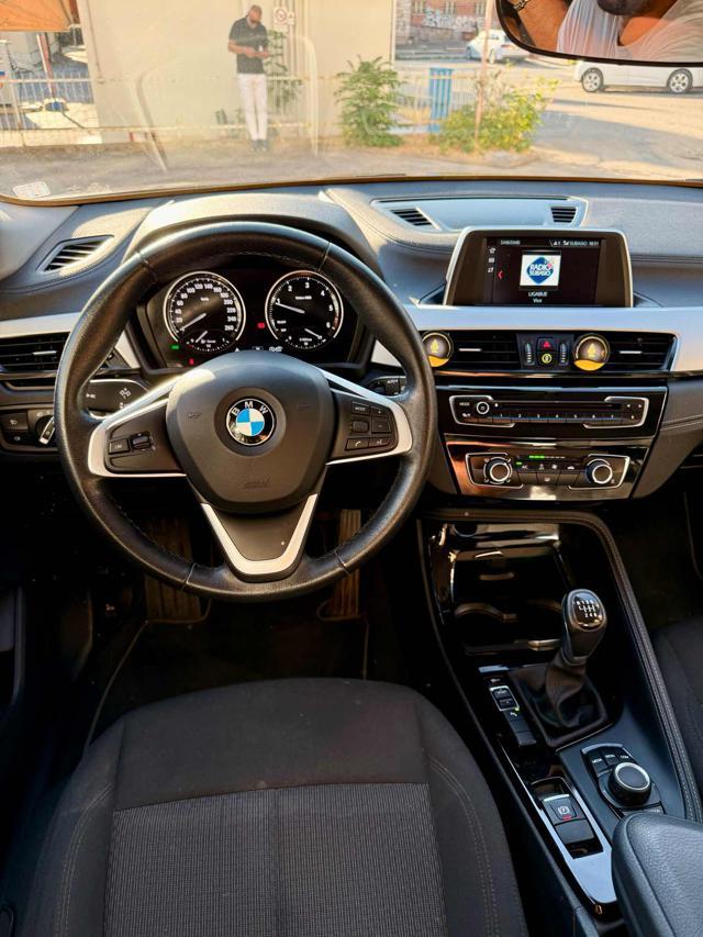 BMW X2 sDrive18d Business-X