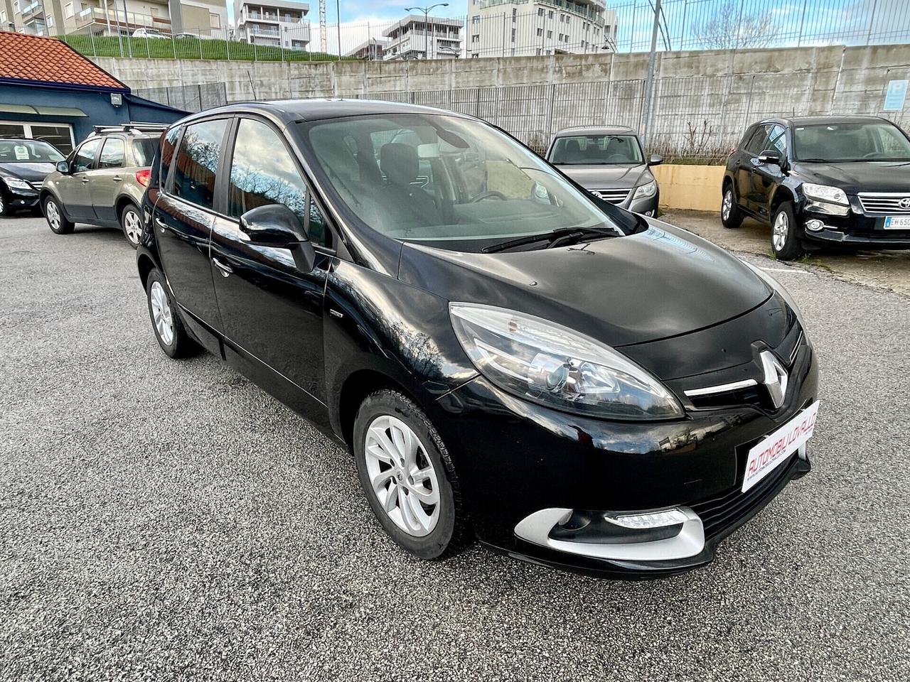 Renault Scenic XMod dCi 110 CV Limited