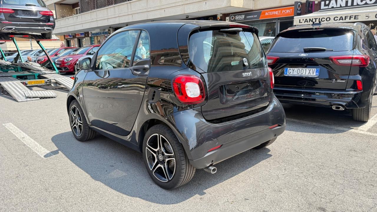 Smart ForTwo 90 0.9 Turbo Passion LED NAVI KAMERA PDC BLUETOOTH PANORAMA CERCHI 16
