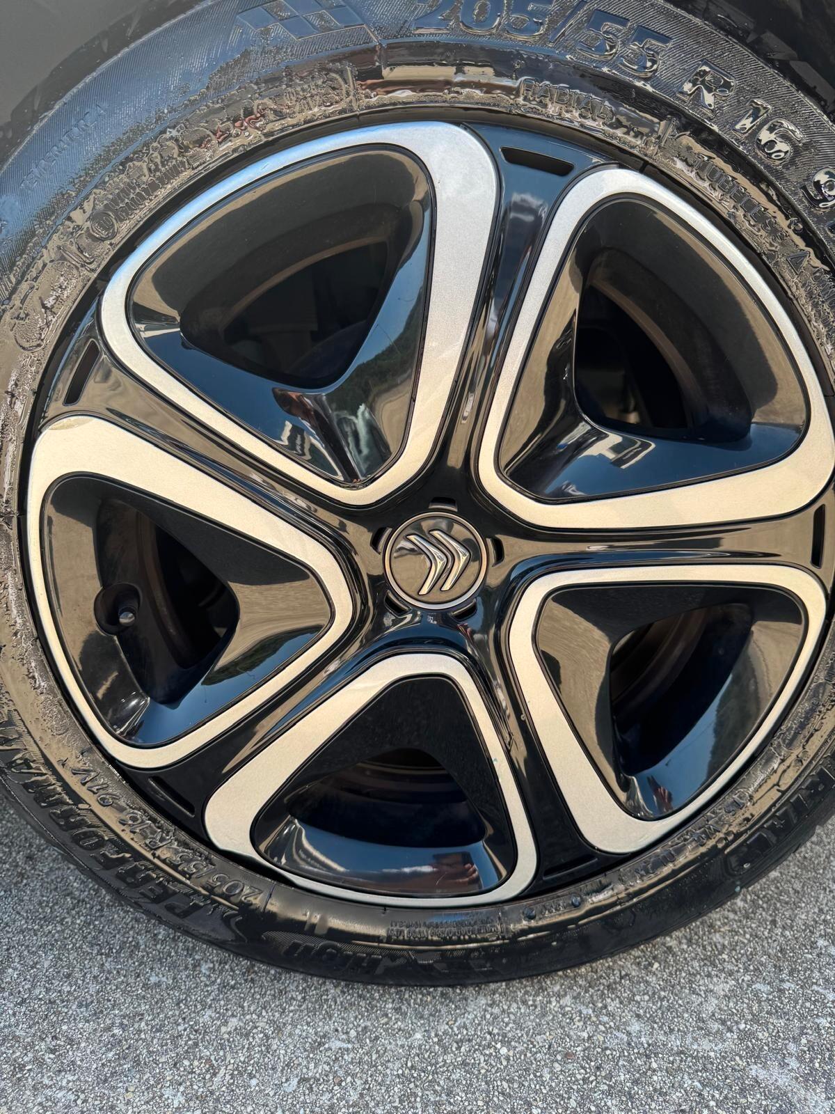 Citroen C3 PureTech 82 GPL Shine