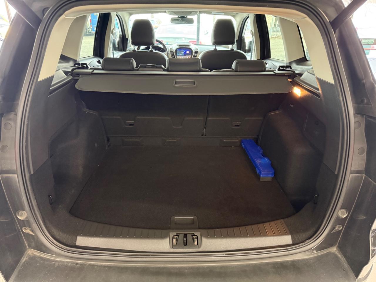 Ford Kuga 1.5 TDCI 120 CV S&S 2WD Titanium