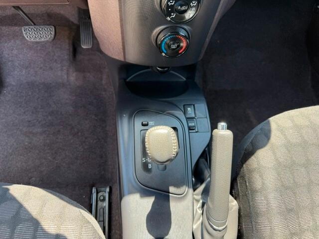 Toyota iQ 1.0 Multidrive