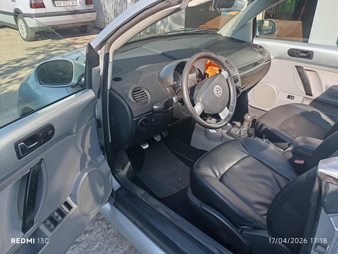 Volkswagen New Beetle 2.0 Cabrio X NEOPATENTATI ASI