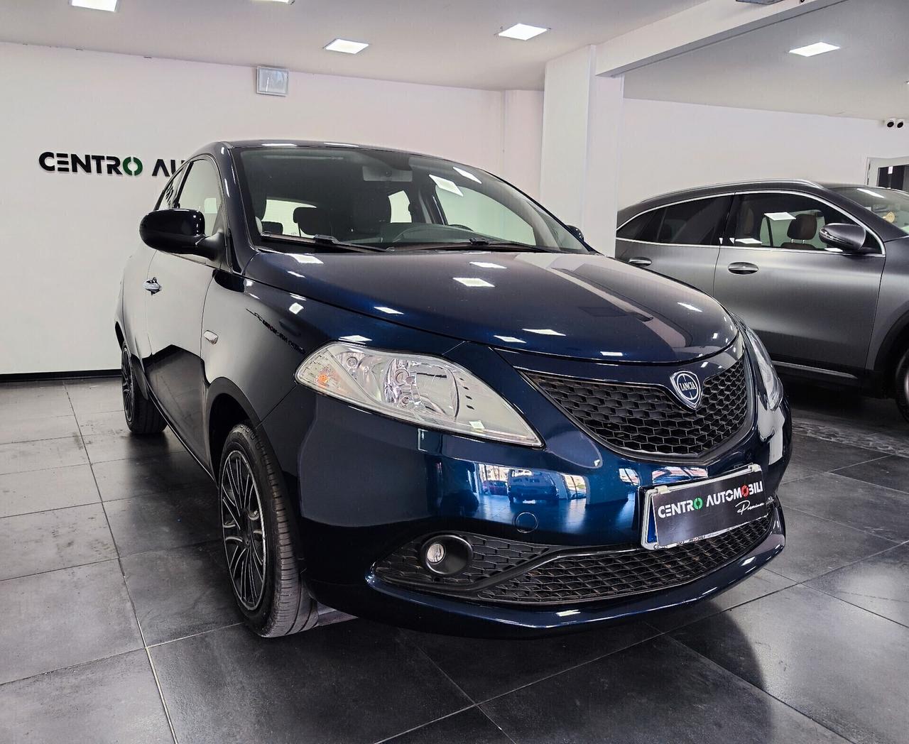 Lancia Ypsilon 1.0 5 porte Hybrid Ecochic Gold UNICO PROPRIETARIO
