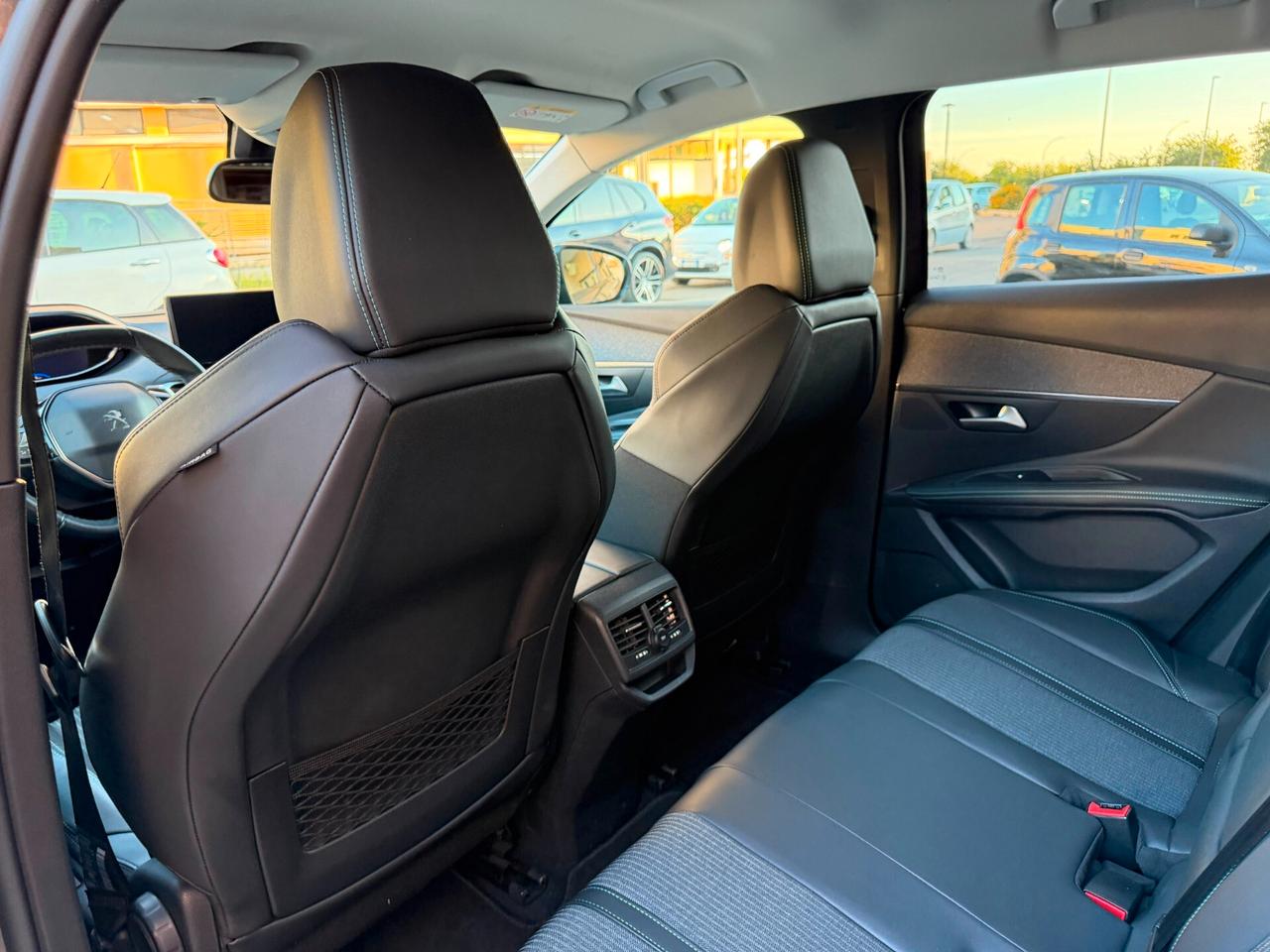 Peugeot 3008 BlueHDi 130 S&S EAT8 Allure Pack