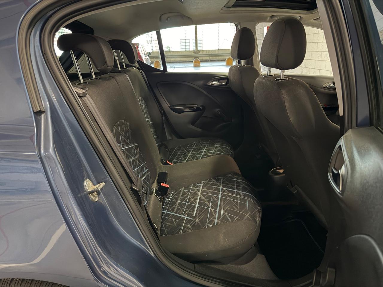 Opel Corsa 1.2 5 porte b-Color