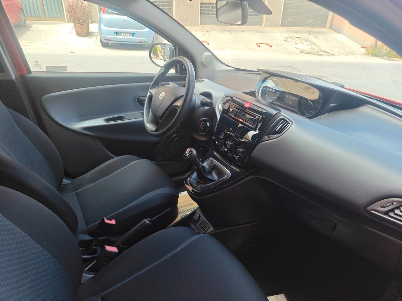 Lancia Ypsilon 1.3 Multijet Platinum