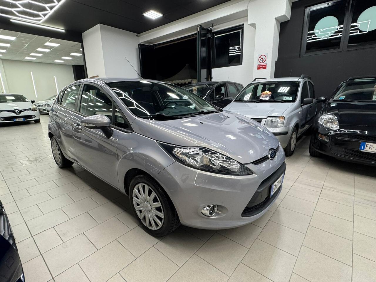 Ford Fiesta 1.4 TDCi 70CV 5 porte Titanium