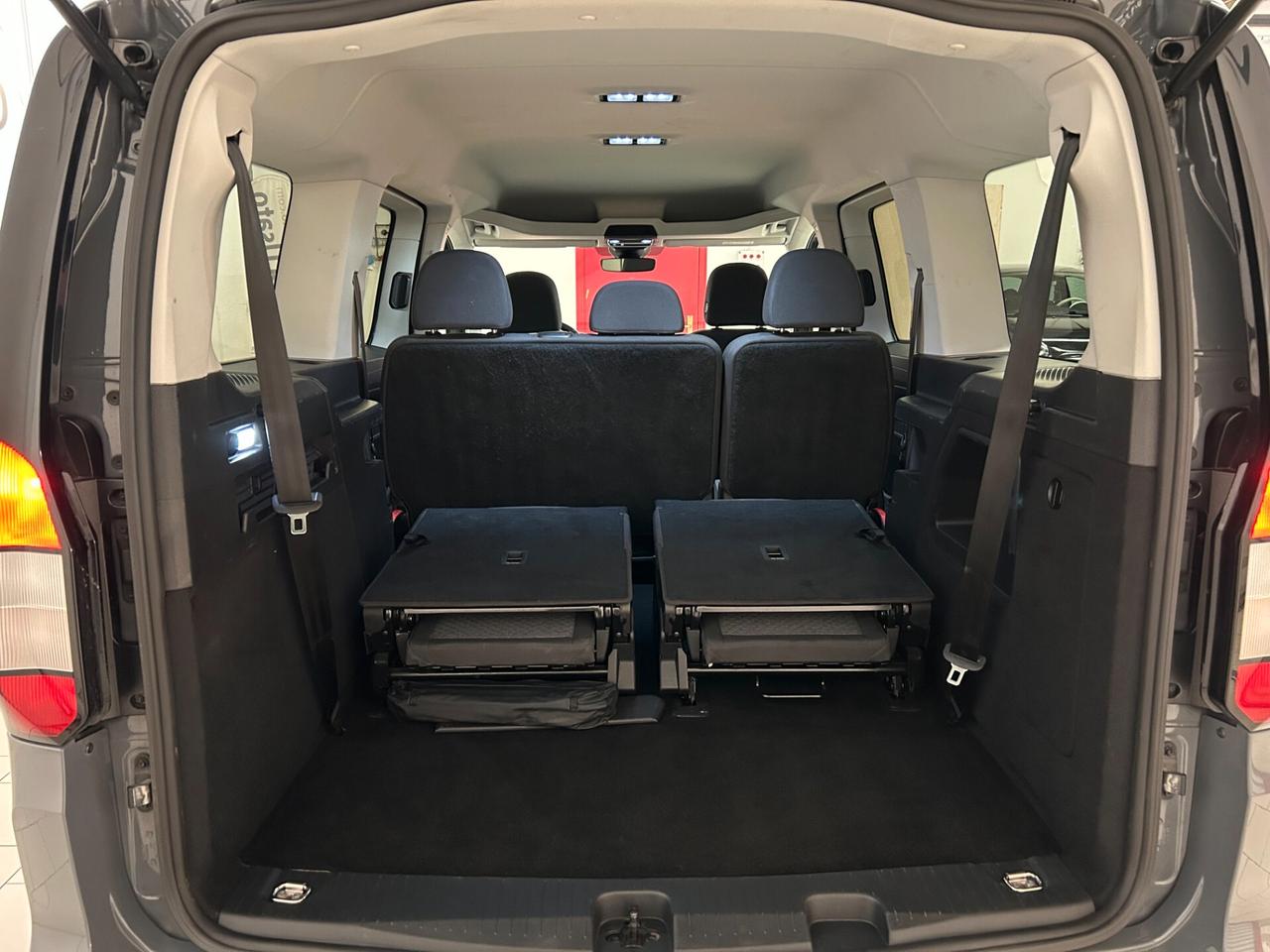 Ford Grand Tourneo Connect Plus 2.0d c.auto-Ok Neopat-Dettagli in Bio