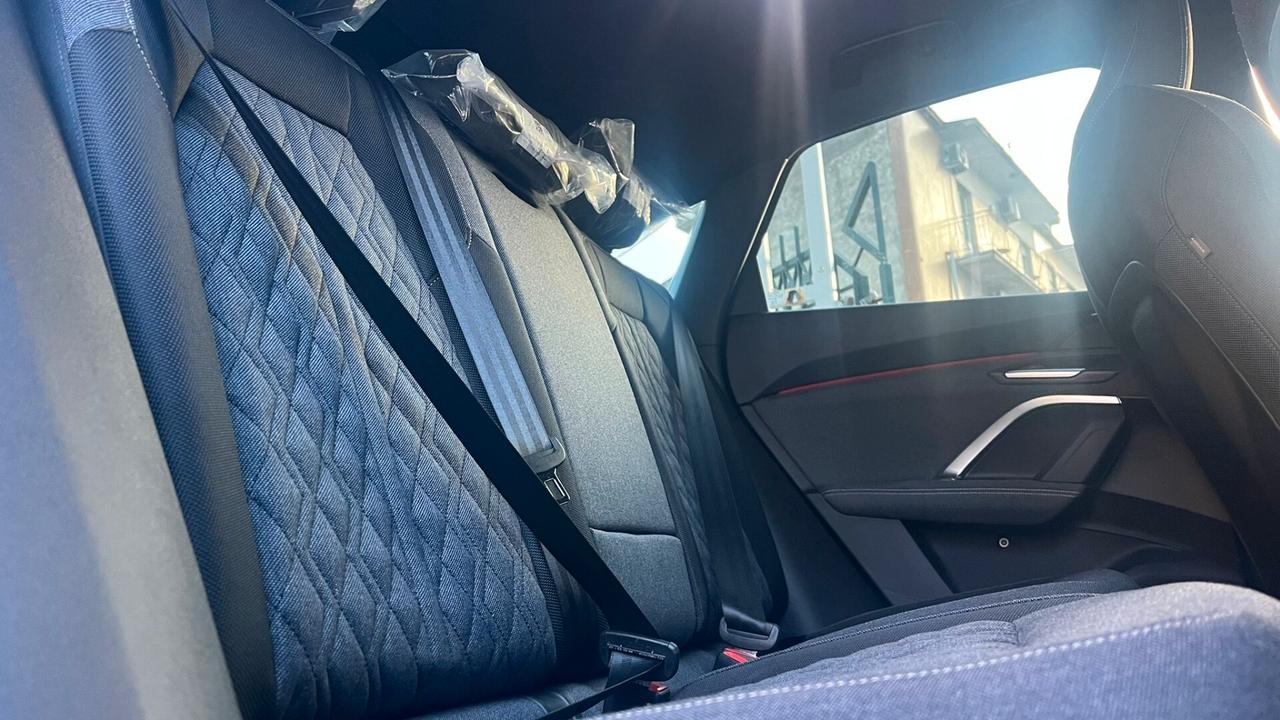 Audi Q5 SPB 40 TDI quattro S tronic line Int+Ext Grigio Daytona km O