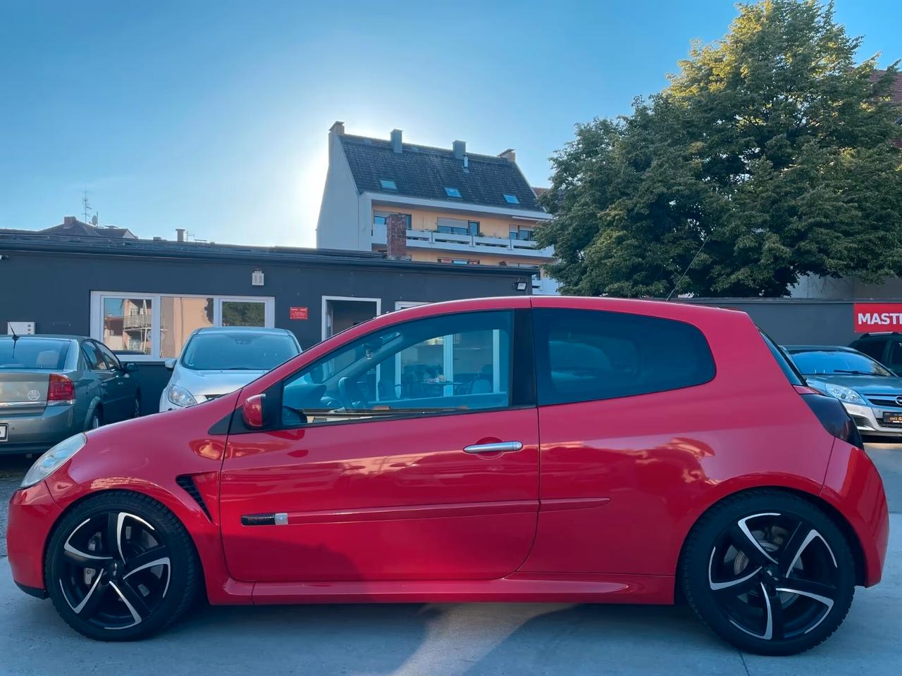 Renault Clio 2.0 16V 197 CV RS