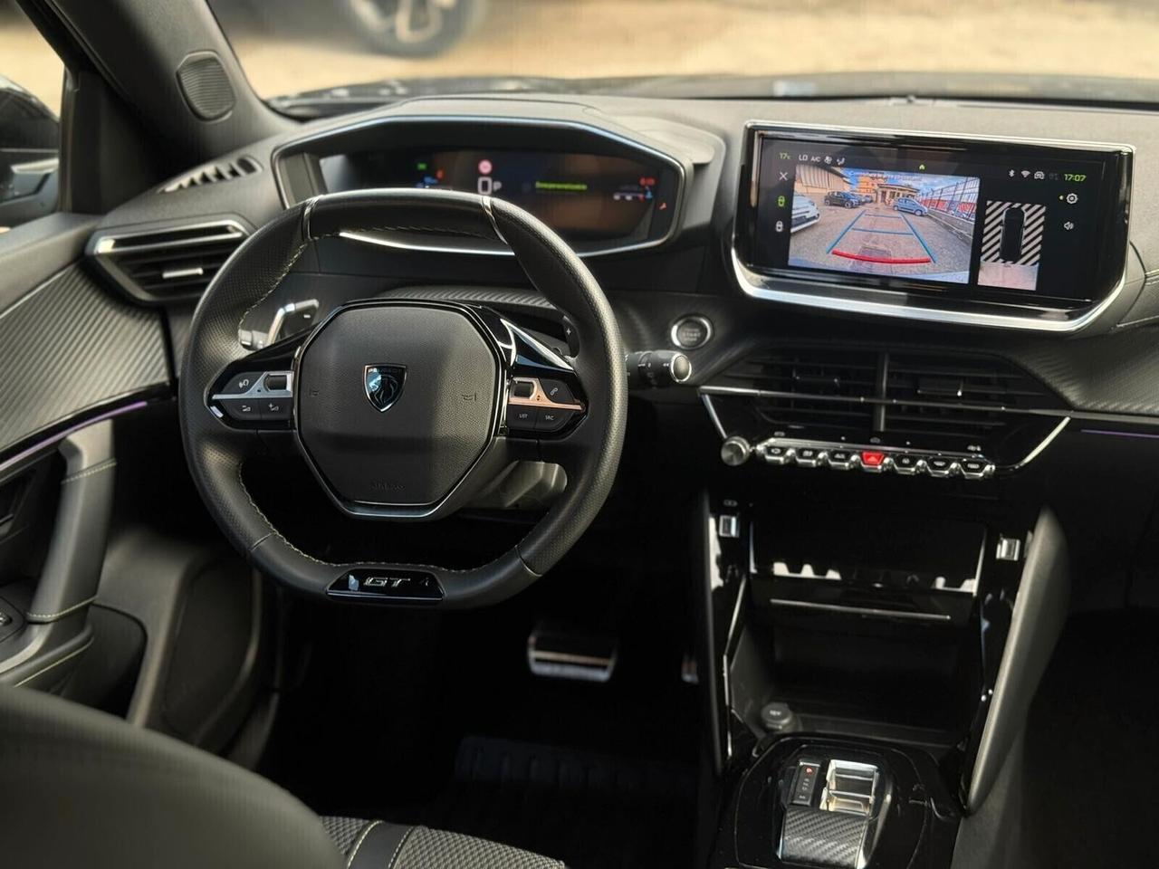 Peugeot 2008 PureTech 130 S&S EAT8 GT