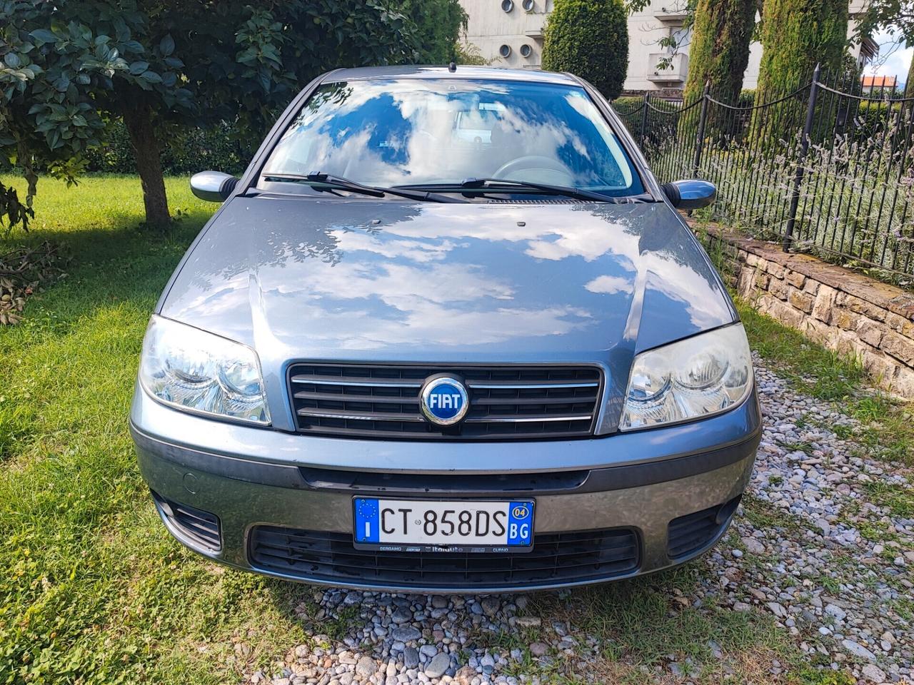 Fiat Punto 1.2 3 porte neopatentati 110 Milà