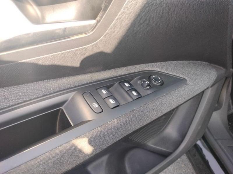 Peugeot 5008 BlueHDi 130 EAT8 S&S Active Business *Riservato ad operatori del settore*