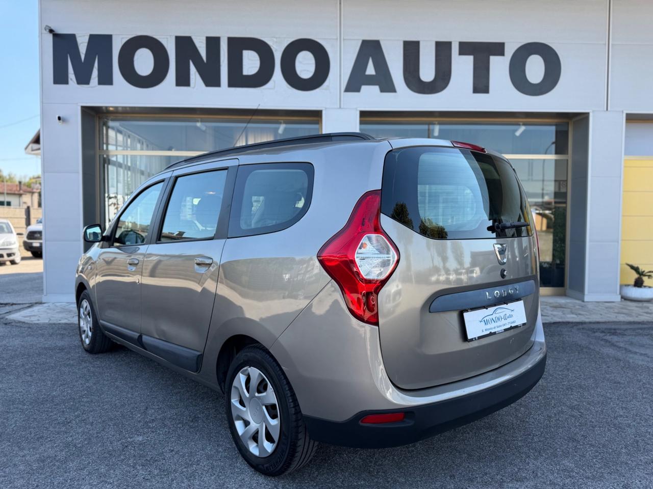 Dacia Lodgy 1.5 dCi 8V 110CV 5 posti Lauréate