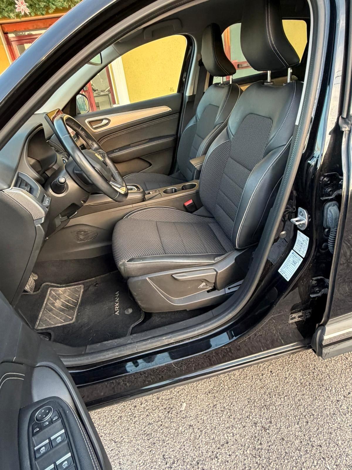 Renault Arkana Hybrid E-Tech Intens