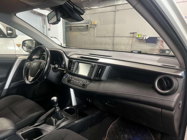 Toyota RAV 4 Rav4 IV Rav4 2.0 d-4d Lounge