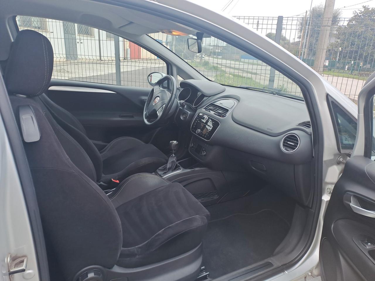 Fiat Punto 1.2 8V 3 porte Lounge-2014