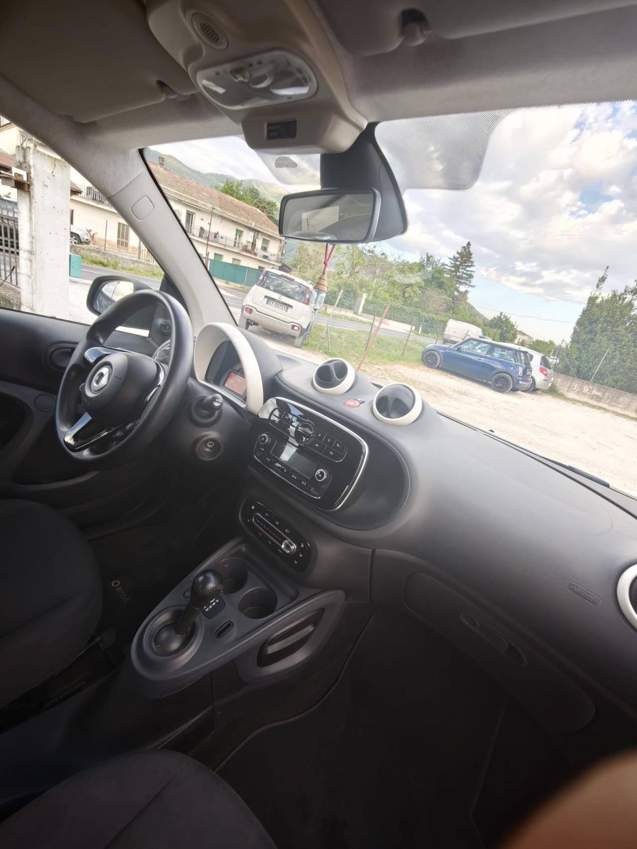 Smart ForTwo 70 1.0 twinamic Youngster garantita 12 mesi