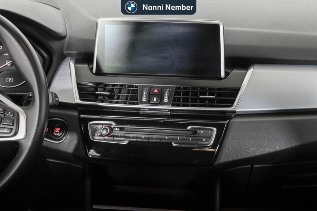 BMW Serie 2 Active Tourer 218 d Advantage xDrive Auto