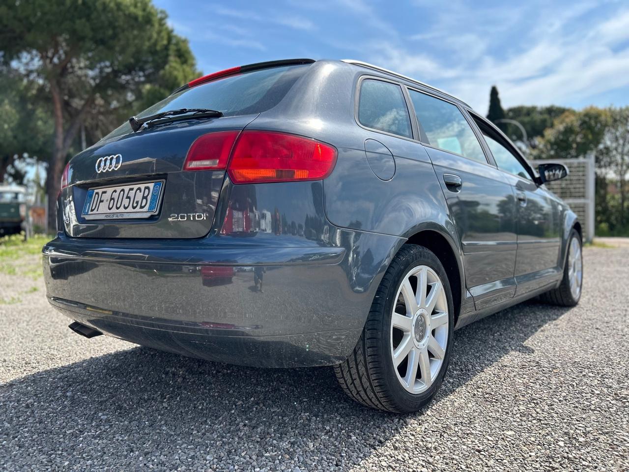 Audi A3 2.0 16V TDI Ambition *AUTOMATICA CON PADDLE*