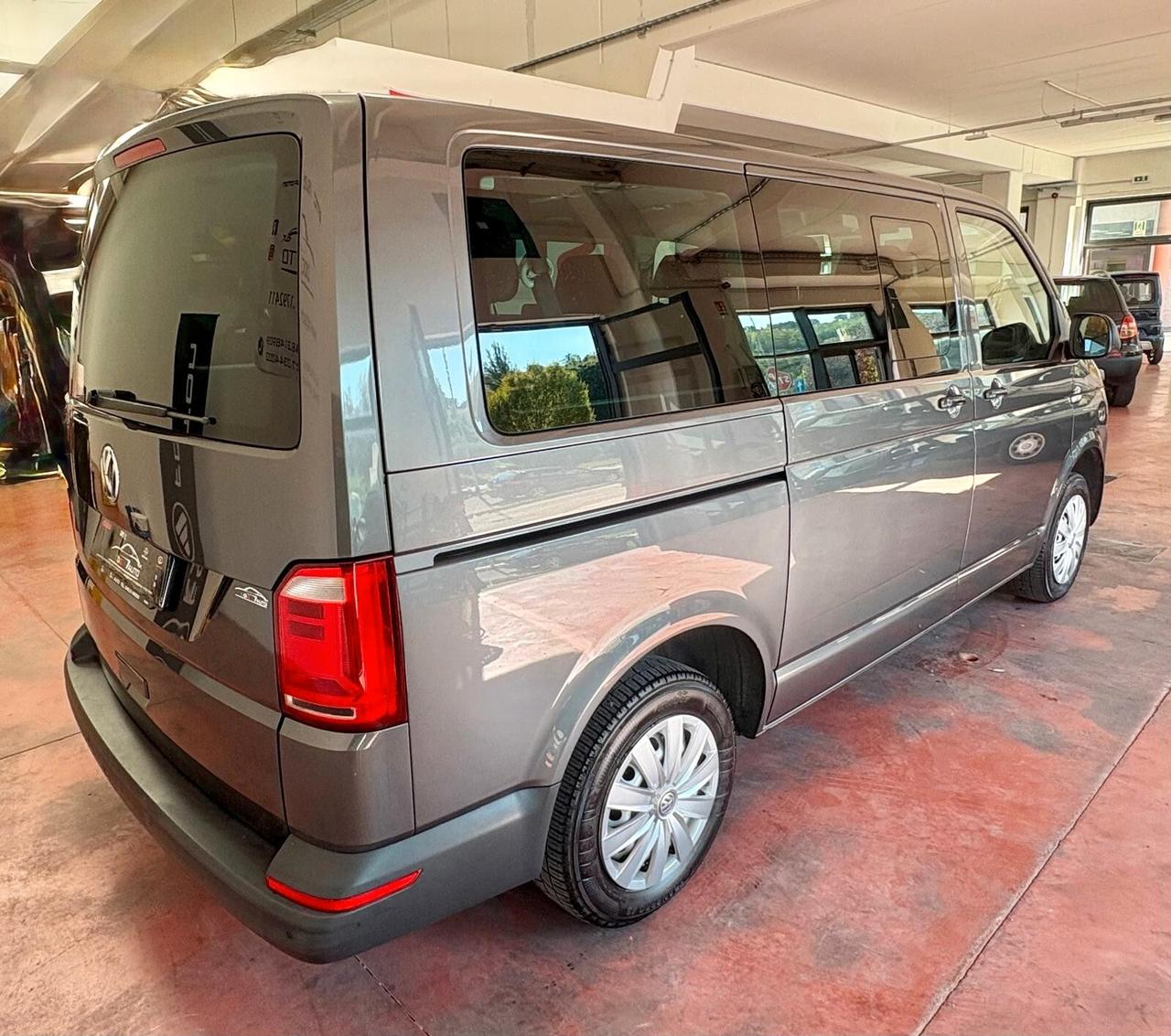 VOLKSWAGEN CARAVELLE Diesel 2.0 TDI CV 150 Km 181.933 garanzia 12 mesi