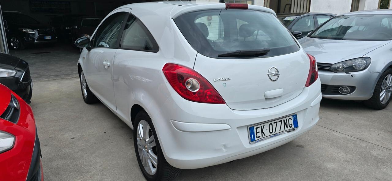 Opel Corsa 1.2 85CV 3 gas va. Sempre ok patentati