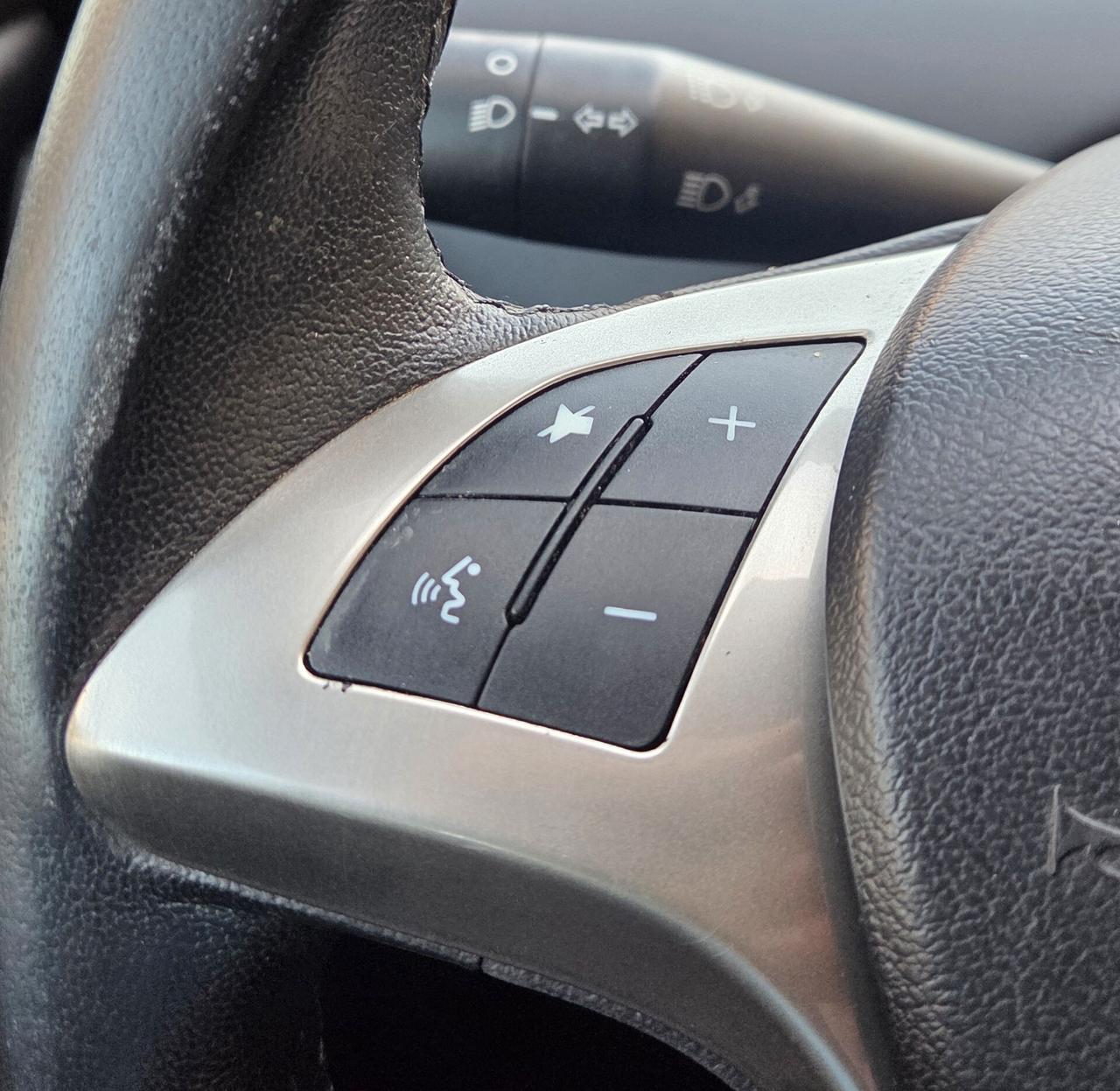 Lancia Ypsilon 1.2 KM 63000 CLIMA AUT. SENSORI CERCHI IN LEGA