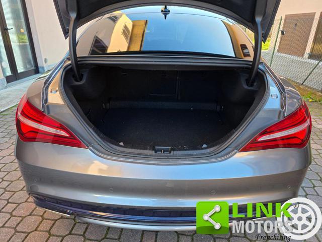 MERCEDES-BENZ CLA 180 Premium AMG