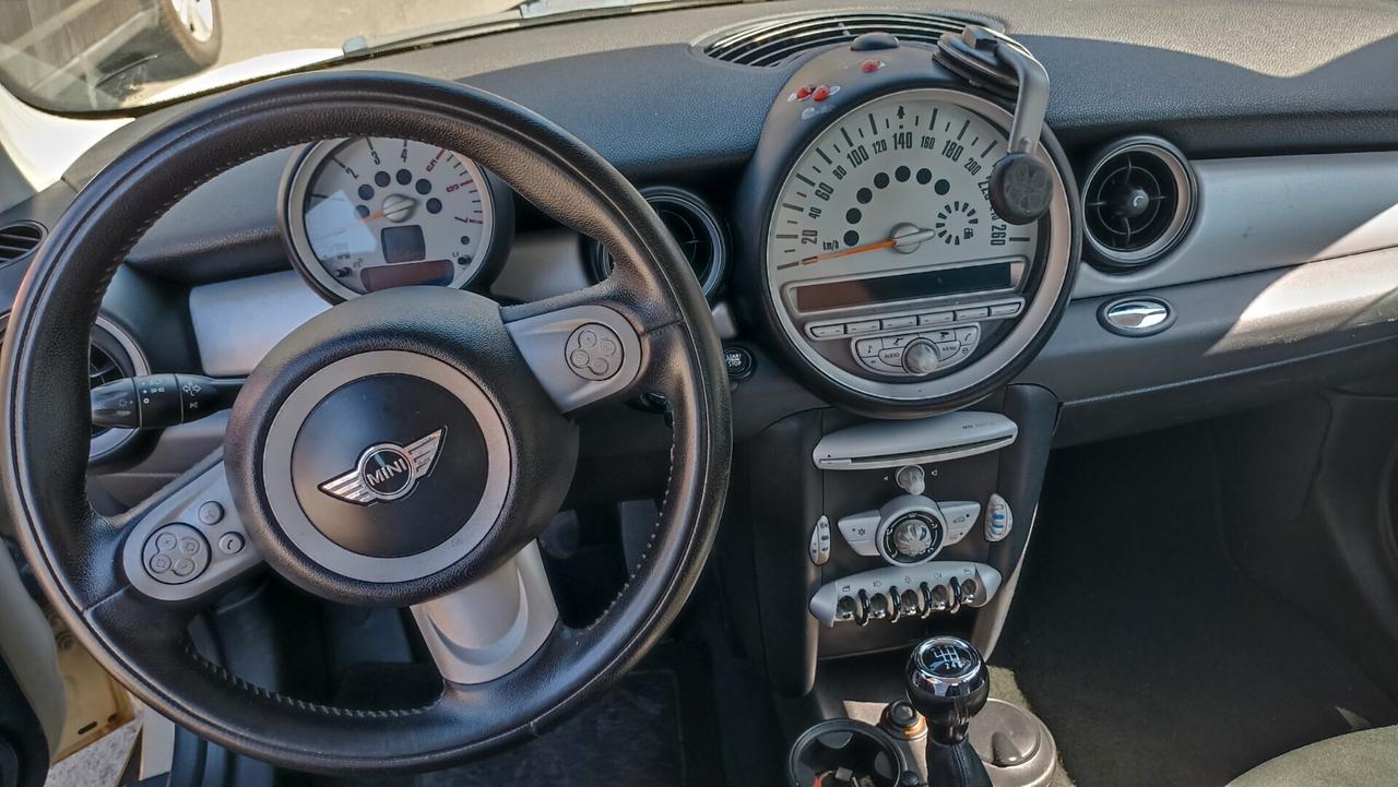 Mini 1.6 16V Cooper D (neopatentati)