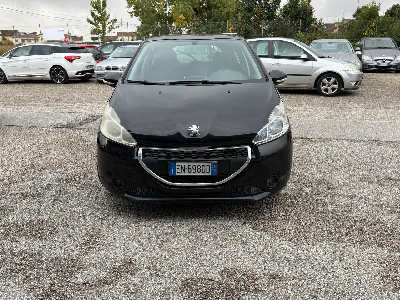 Peugeot 208 1.4 HDi 68 CV 5 porte Active