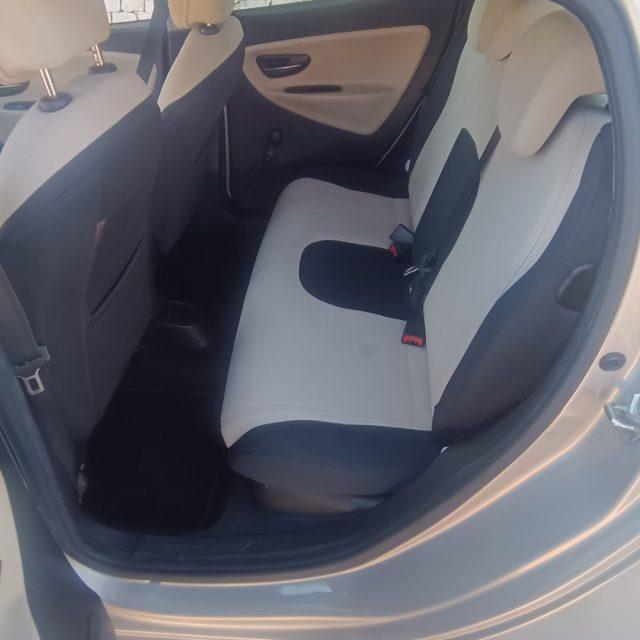 LANCIA Ypsilon 1.2 69 CV 5 porte GPL Ecochic Gold