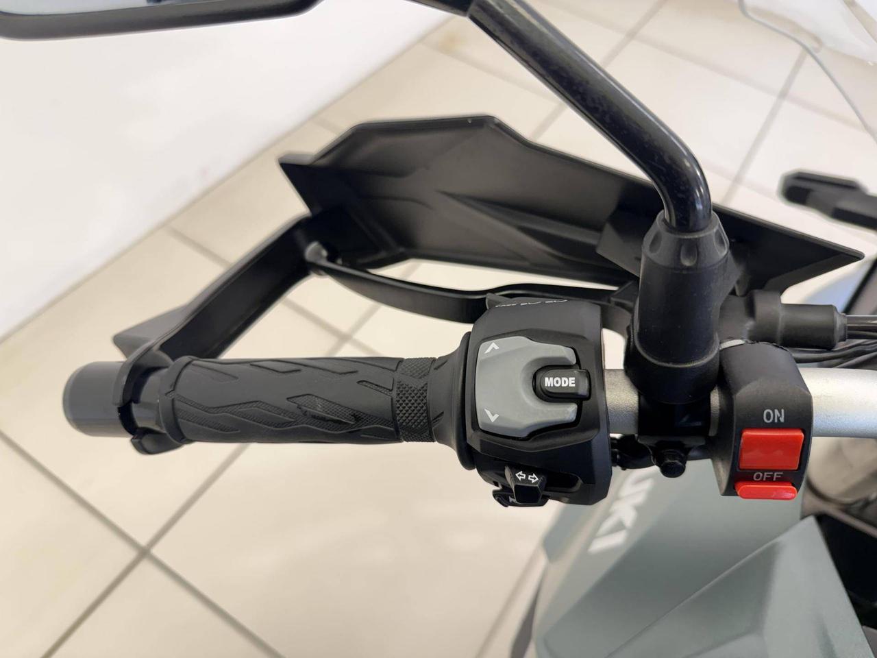 Suzuki V-Strom 800 E