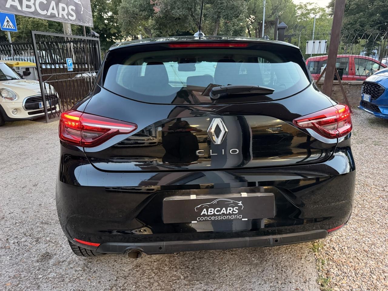 Renault Clio TCe 12V 100 CV 5 porte Intens