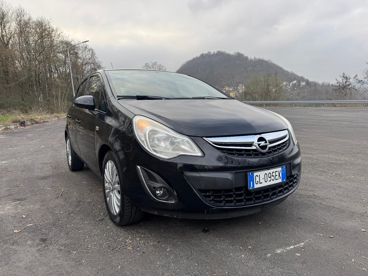 Opel Corsa 1.2 5 porte Cosmo 12/2011