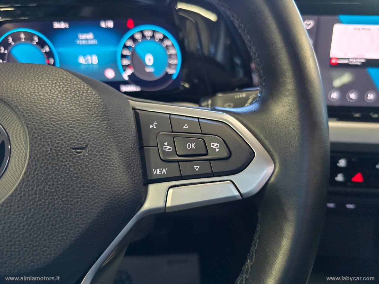 VOLKSWAGEN Golf 1.0 TSI EVO Life
