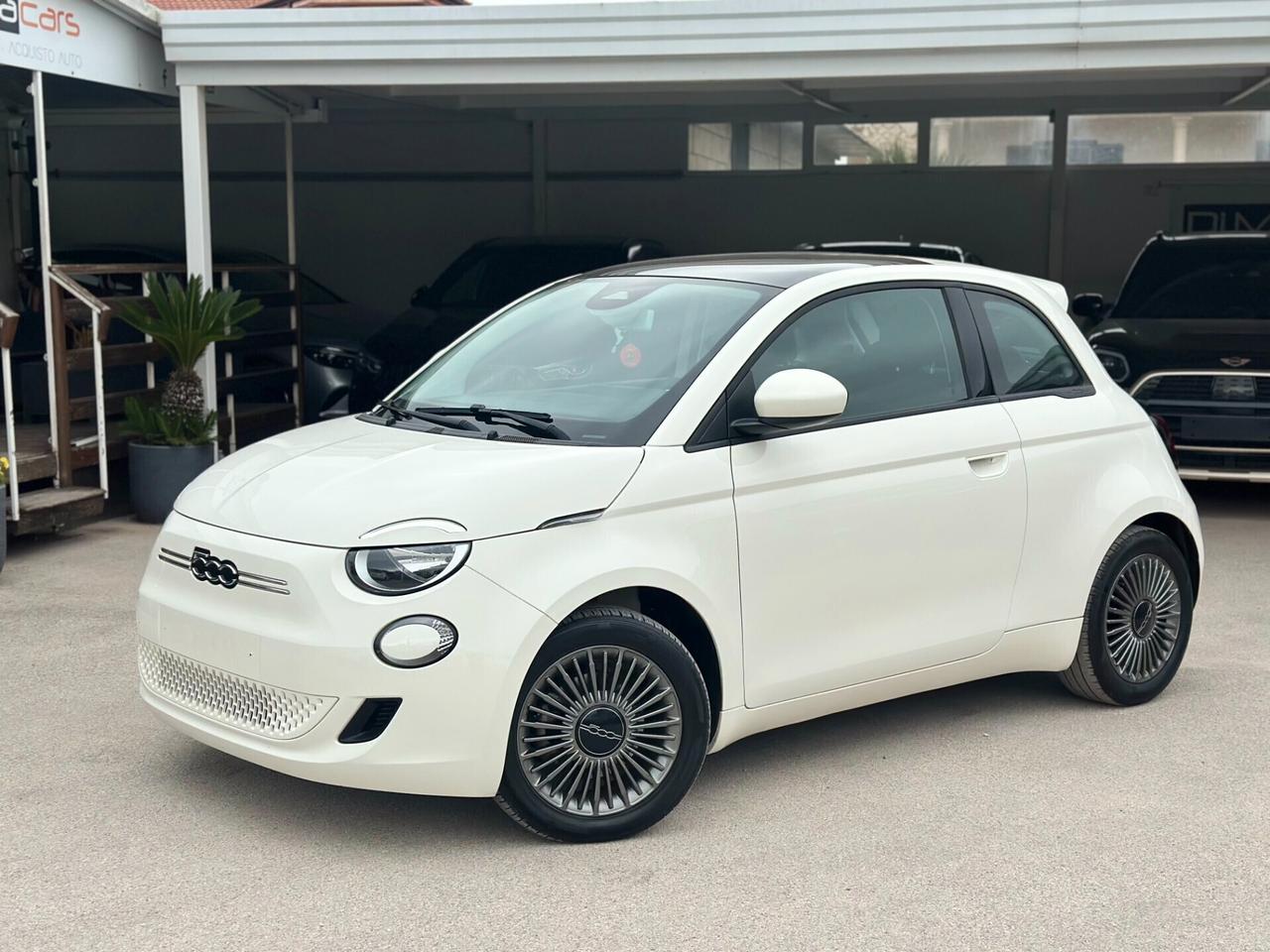 Fiat 500 500e Berlina 42 kWh