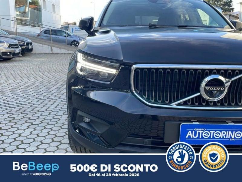 Volvo XC40 2.0 D4 MOMENTUM AWD GEARTRONIC