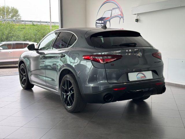 ALFA ROMEO Stelvio 2.0 Turbo 280CV AT8 Q4 Performance Pack