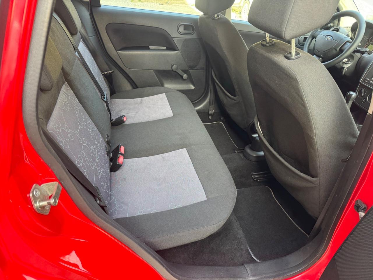 Ford Fiesta 1.4 TDCi 5p. Ghia 2008