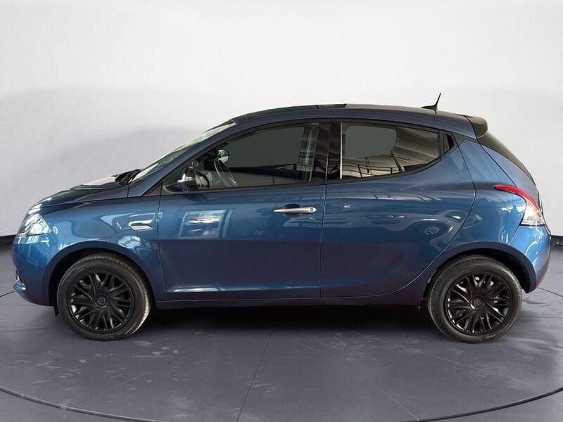Lancia Ypsilon 1.0 FireFly 70cv Hybrid Gold
