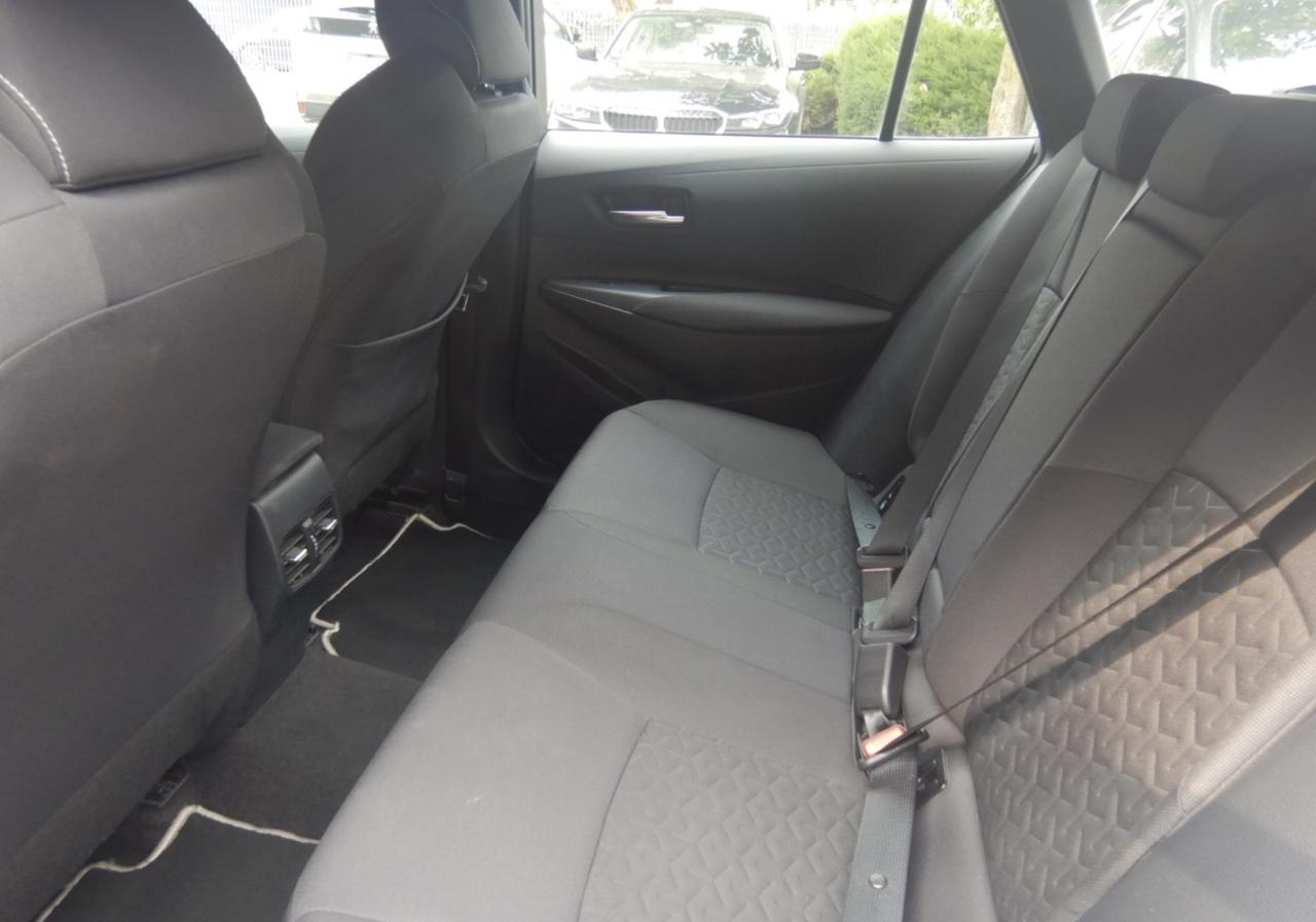 Toyota Corolla Touring Sports 1.8 Hybrid Active