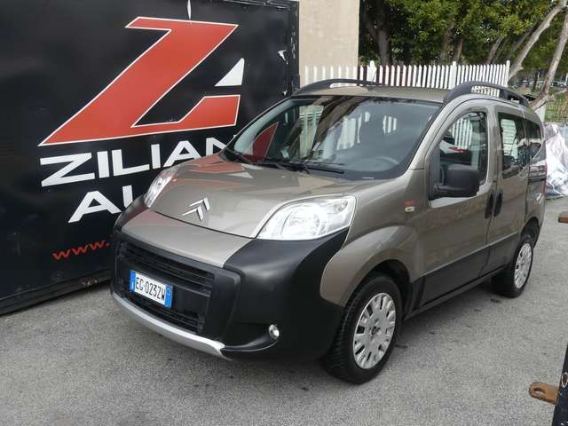 Citroen Nemo 1.3 hdi m-space DVD..PDC..5 POSTI..