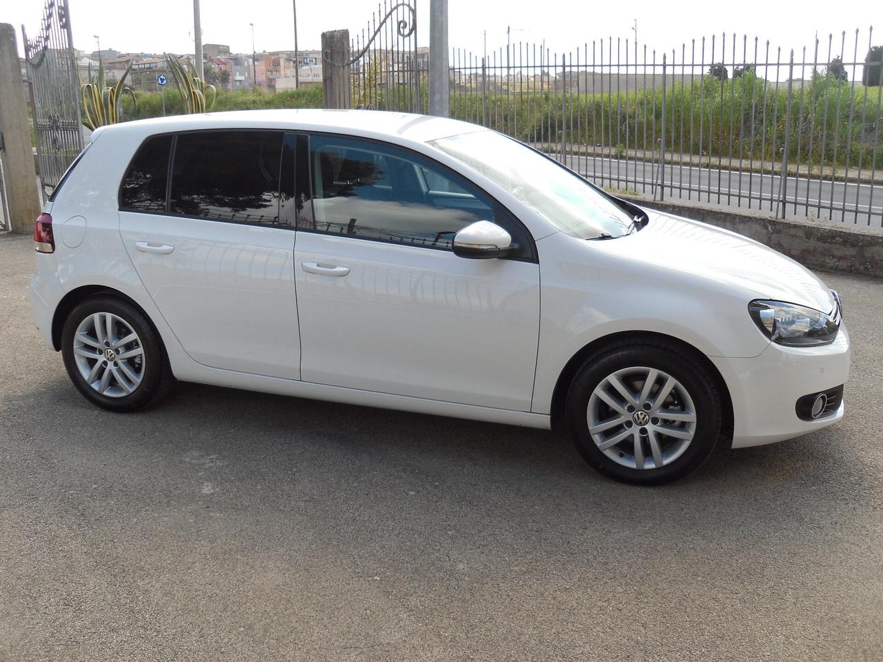 Volkswagen Golf 6 1.6 TDI 105 cv Highline