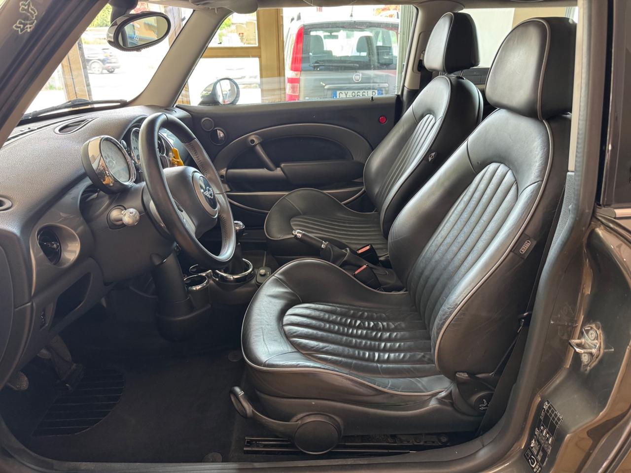 Mini 1.6 16V One Park Lane