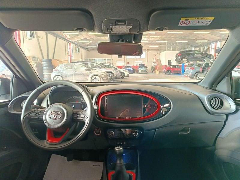 Toyota Aygo X 1.0 VVT-i 72 CV 5p. Undercover NEOPATENTATI